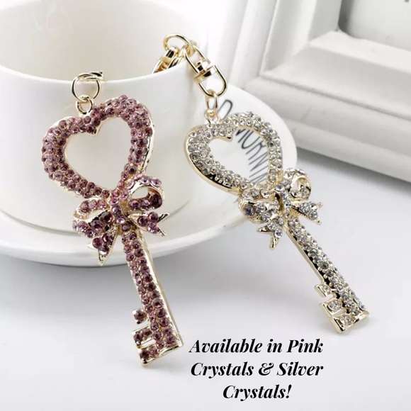 Romantic Heart Shaped Crystal Key Charm Keychain - Picture 12 of 12